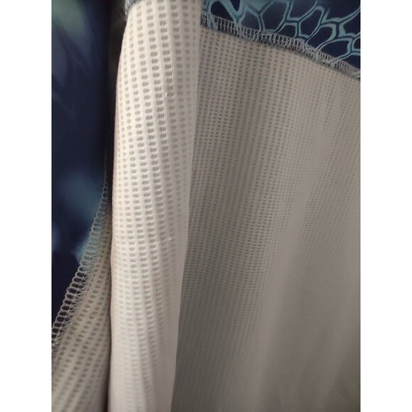 HUK Fishing Men's Long Sleeve Performance Fabric Size Medium - Picture 6 of 8